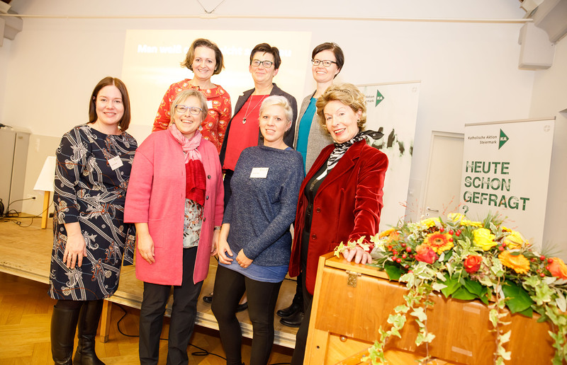 Gerd Neuhold, SONNTAGSBLATT