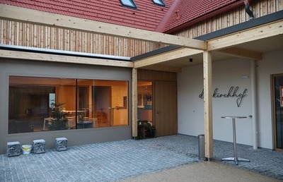 Seit 2025 stehen die Räumlichkeiten des Kirchhofes Ligist zur Vermietung zur Verfügung